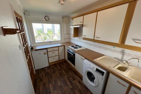 2 bedroom flat to rent, Regent Court, Aberdeen AB24