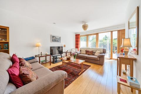 2 bedroom retirement property for sale, Cliveden Gages, Taplow, Buckinghamshire, SL6