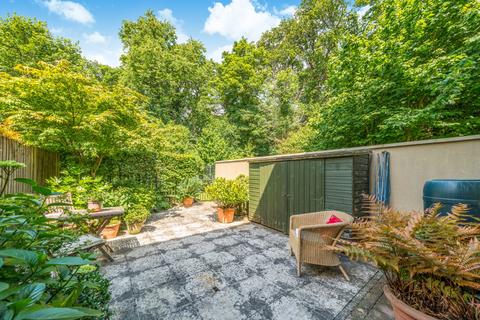 2 bedroom retirement property for sale, Cliveden Gages, Taplow, Buckinghamshire, SL6