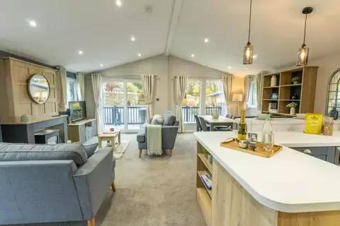 2 bedroom lodge for sale, Pennant Park