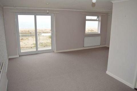 2 bedroom flat for sale, Southwood Road, Hayling Island