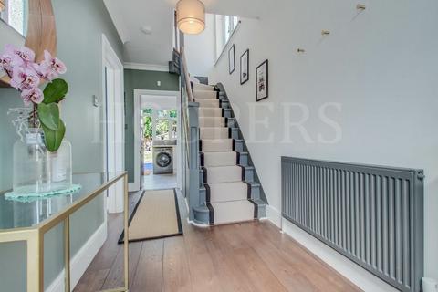 3 bedroom semi-detached house for sale, Randall Avenue, London, NW2