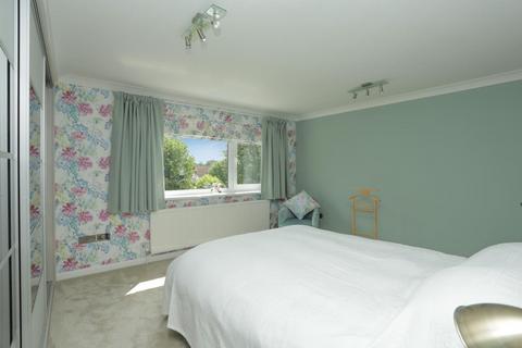 9 Cliff Field, Westgate-on-sea, CT8 8PY