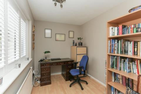 9 Cliff Field, Westgate-on-sea, CT8 8PY