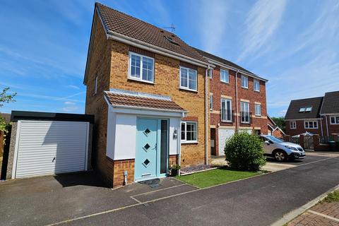 4 bedroom detached house for sale, Fuchsia Way, Forest Town, Mansfield, NG19