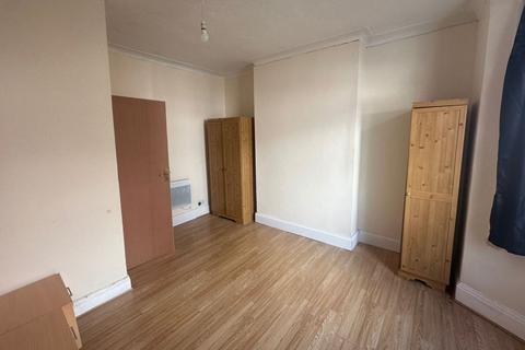 2 bedroom flat for sale, 58 Herga Road, Harrow, Middlesex, HA3 5AS