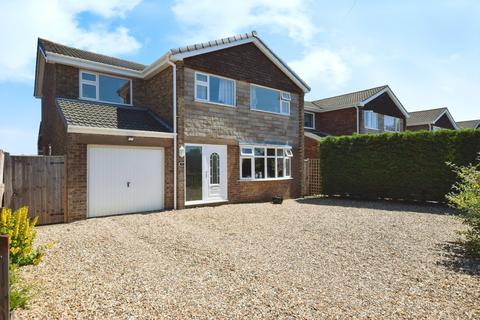 4 bedroom detached house for sale, Amanda Drive, Louth LN11