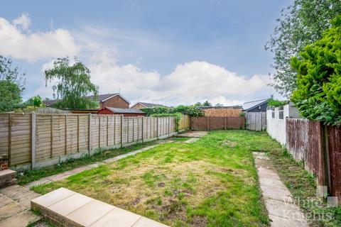10 Farrowdene Road, Reading, RG2 8SD