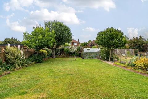 38 Midfield Way, Orpington, BR5 2QJ