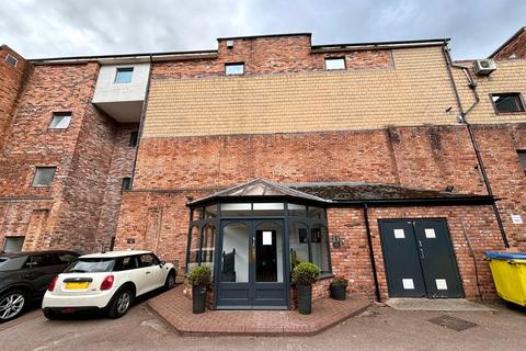 Studio for sale, St Pauls Mews, St Paul's Square, Birmingham, B3