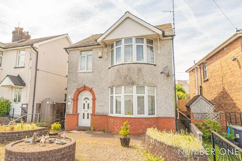 3 bedroom detached house for sale, Broadway, Pontypool, NP4