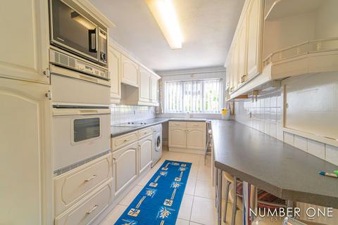 36 Broadway, Pontypool, NP4 6HW