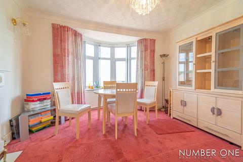 36 Broadway, Pontypool, NP4 6HW