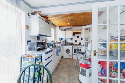 3 bedroom terraced house for sale, Queensdown Gardens, Bristol BS4