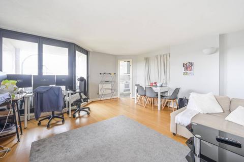 2 bedroom flat for sale, Burrells Wharf Square, Docklands, London, E14