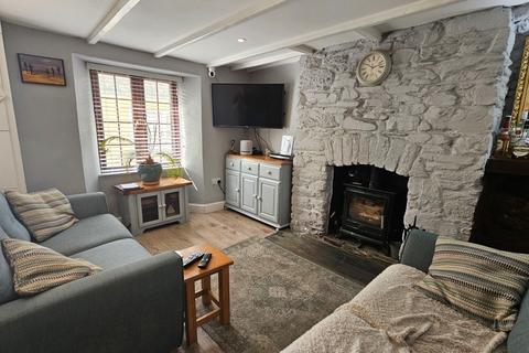 2 bedroom cottage for sale, North Street, Lostwithiel, Cornwall, PL22