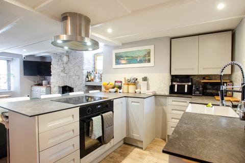 2 bedroom cottage for sale, North Street, Lostwithiel, Cornwall, PL22