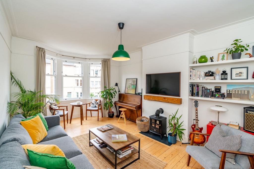 33/2 Learmonth Avenue, Edinburgh, EH4... 3 bed flat for sale £350,000