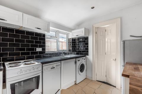 161 Kirkwood Road, London, SE15 2BG