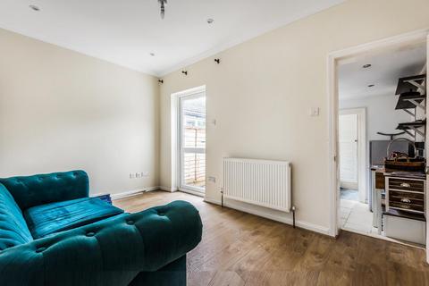 161 Kirkwood Road, London, SE15 2BG