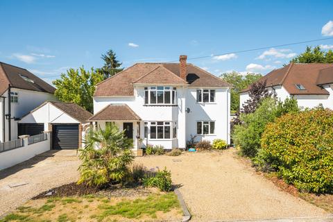 Foxholme Clock House Close, Byfleet, West Byfleet, KT14 7DB