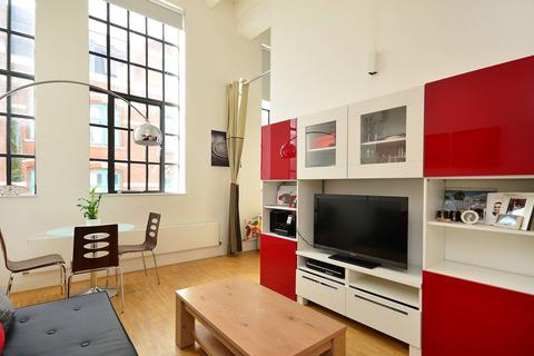 1 bedroom flat to rent, Leather Lane, Farringdon, London, EC1N