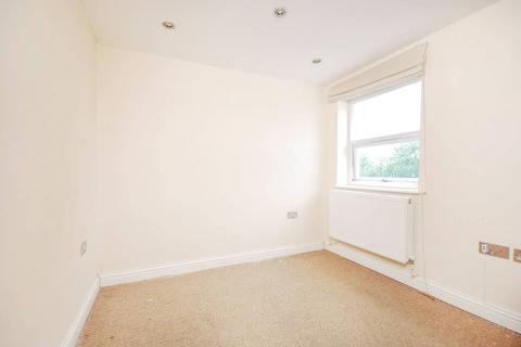 1 bedroom flat for sale, Waldegrave Road, Teddington, TW11