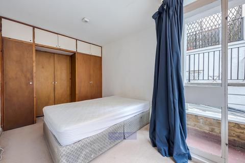 1 bedroom apartment to rent, Westmoreland Terrace, London, UK, SW1V