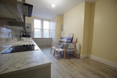 undefined, Briggate, Shipley, BD17 7BP