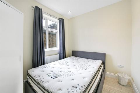 12a Salisbury Pavement, London, SW6 7HT