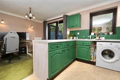 38 Burnham Close, Ipswich, IP4 4ED