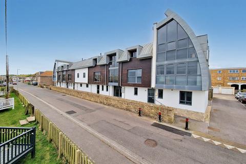 2 bedroom flat for sale, Bridport