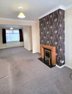 3 bedroom semi-detached house to rent, Burnham Road, Scunthorpe DN15