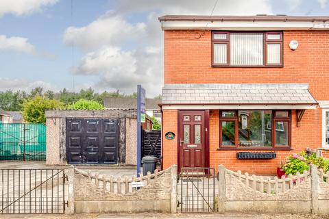 2 bedroom semi-detached house for sale, Bickershaw Lane, Wigan WN2