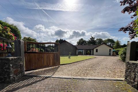 4 bedroom detached bungalow for sale, Cosheston, Pembroke Dock, Pembrokeshire. SA72 4TT