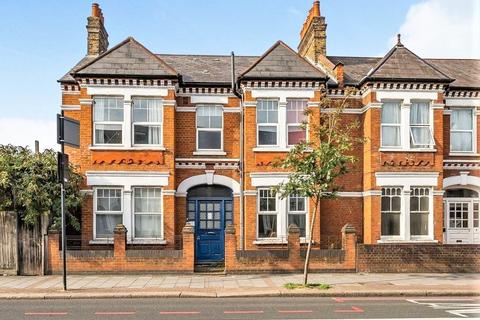 1 bedroom ground floor flat to rent, Tooting Bec Road, SW17