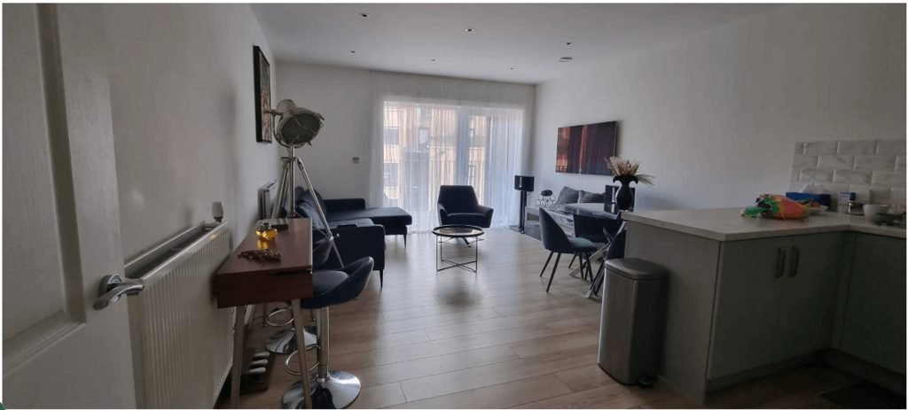 Beautifully presented 2-bedroom flat