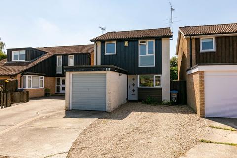 3 bedroom detached house for sale, Calluna Drive, Crawley RH10