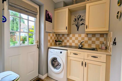 14 Epsom Close, Dosthill, Tamworth, B77 1QT
