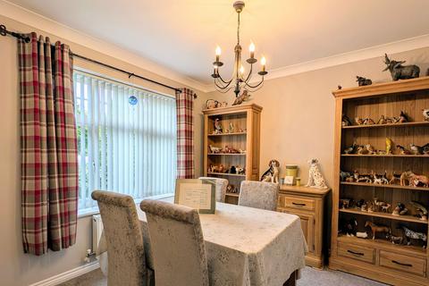 14 Epsom Close, Dosthill, Tamworth, B77 1QT