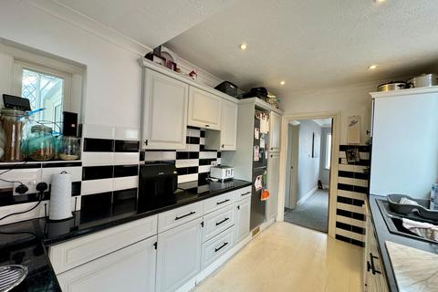 3 bedroom semi-detached house for sale, Kingston Road, Eastbourne, East Sussex, BN22