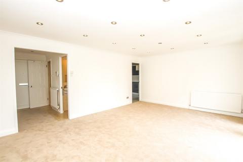 2 bedroom flat to rent, Lakeside Lodge, Bridge Lane, Golders Green, NW11