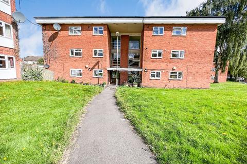 2 bedroom flat to rent, b Lion Street, Stourbridge