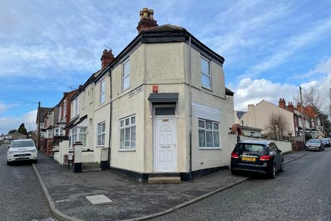 1 bedroom flat to rent, Waverley Street, Dudley