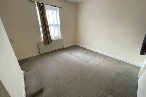 1 bedroom flat to rent, Waverley Street, Dudley