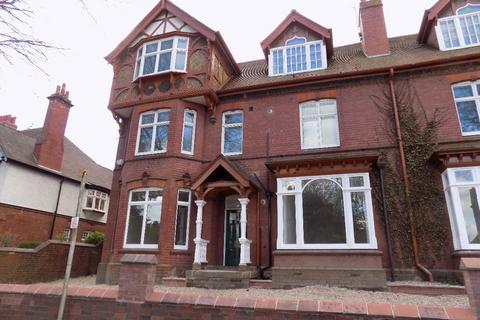 2 bedroom apartment to rent, St. James's Road, Dudley