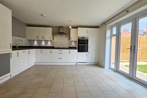 3 bedroom terraced house for sale, Forest Glade, Newbury RG14