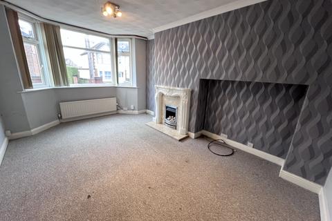 4 bedroom end of terrace house for sale, Thomas Landsdail Street, Cheylesmore, Coventry, CV3 5FT