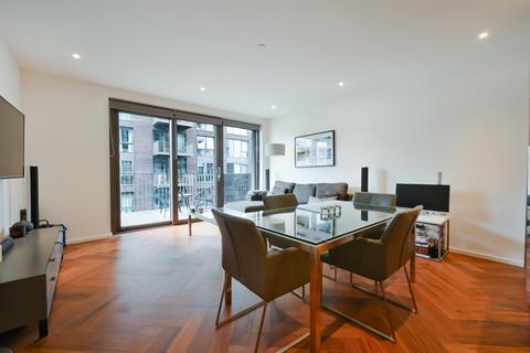 2 bedroom apartment for sale, Capital Building, Embassy Gardens, Nine Elms, SW11