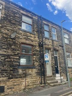 1 bedroom terraced house for sale, Fountain Street, Heckmondwike, West Yorkshire. WF16 9HT